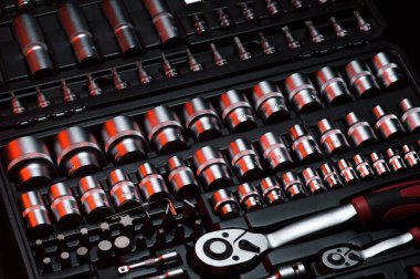 araba ve araç tamiratı için kırmızı eklemli bir set debriyaj ve başlık