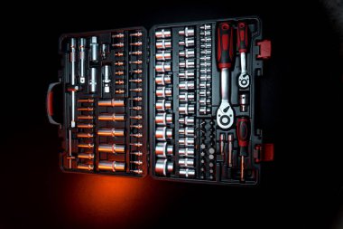 araba ve araç tamiratı için kırmızı eklemli bir set debriyaj ve başlık