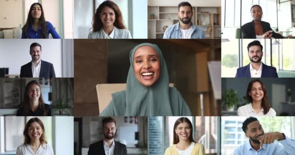 Junge Islamische Geschäftsfrau Hidschab Gewand Hält Rede Nimmt Videokonferenz Teil — Stockvideo