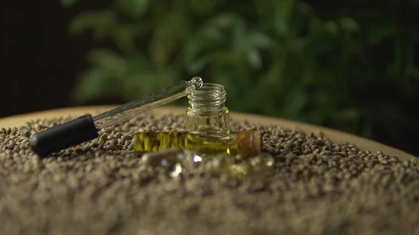 Glazen Potten Met Cbd Olie Zaden Hydroponisch Aquaponisch Van Biologische — Stockfoto