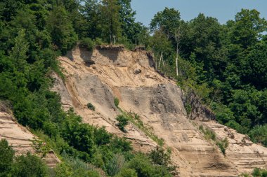 The Scarborough Bluffs or The Bluffs. Towering cliffs along the shoreline of Lake Ontario in the Scarborough neighbourhood of Toronto, Canada. Composed of sedimentary rock and clay. 