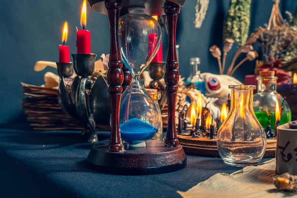 Духовный Оккультизм Магический Химический Фон Колдовское Зелье Стеклянные Бутылки Волшебными — стоковое фото