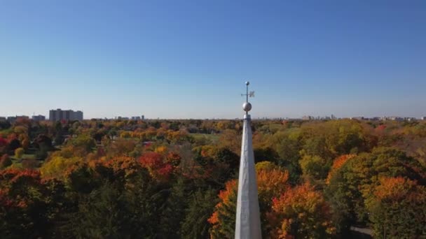 Epic Aerial View Colorful City Autumn Golden Trees Epic Parallax — Stock Video