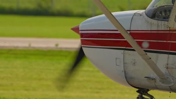 Motor Plano Con Hélice Trabajo Salida Calentamiento Pequeño Avión Avión — Vídeos de Stock