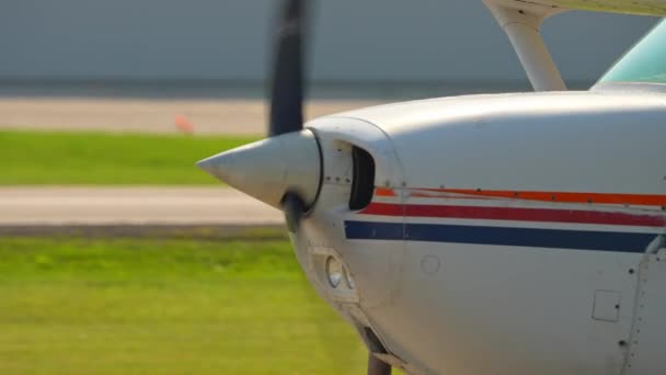 Motor Plano Con Hélice Trabajo Salida Calentamiento Pequeño Avión Avión — Vídeo de stock