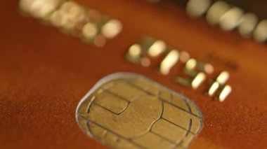 Kredi kartları çip bankacılık teknolojisi. Yüksek faiz oranları, gecikme ücretleri. Enflasyon ekonomik durumu, yönetim kredi kartı borcu. Kişisel mali sıkıntılar, mali sıkıntılar, iflaslar
