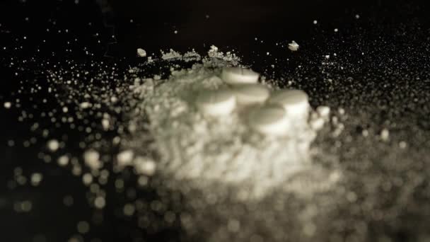 Profundidad Visión Superficial Polvo Cristalino Blanco Hecho Pastillas Medicamentos Recetados — Vídeos de Stock