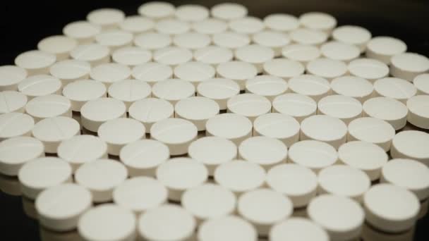 Tablettenfabrik Pharmaindustrie Und Produktionskonzepte Langsame Rotation Der Weißen Pillen Nationaler — Stockvideo