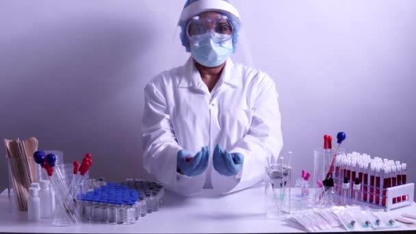 Different Covid Vaccines Presented Laboratory Scientist Nurse Various Coronavirus Vaccine — Stock Video