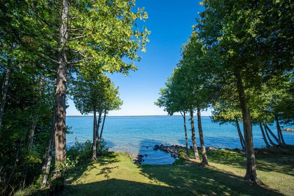 View Beautiful Lake Manitou Cabin Amazing Sky Line Landscape Trees — Stock Photo, Image