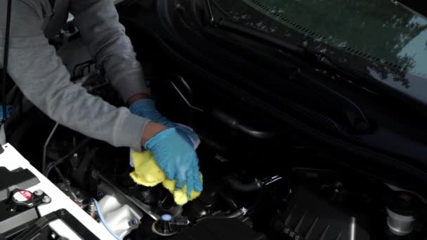 Close Women Hand Washing Wiping Car Cloth Vehicle Wash Cleaning — Vídeo de Stock