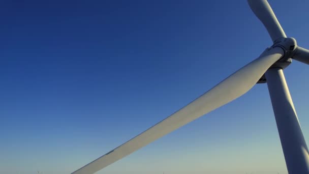 Aerial Close Shot Wind Mills Turbine Rotating Wind Generating Renewable — Stok video