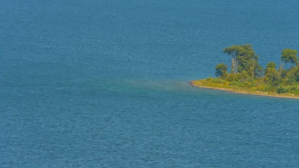 Widok Niesamowitą Prywatną Wyspę Nad Jeziorem Huron Położony Cichym Uroku — Wideo stockowe