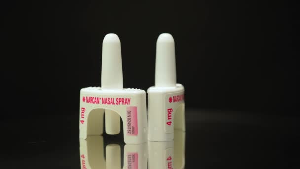 Narcan Naloxon Nasenspray Ist Ein Lebensrettendes Medikament Zur Umkehrung Der — Stockvideo