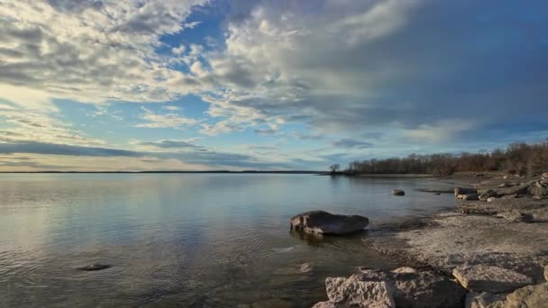 Prince Edward County Beach Ontario Uitzicht Zonsondergang Calm Lake Ontario — Stockvideo