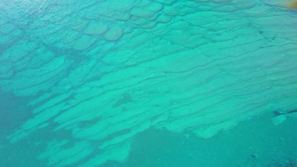 온타리오의 프린스 에드워드 카운티 Prince Edward County 해변을 극적인 풍경과 — 비디오