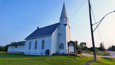 Trout Creek Birleşik Kilise Tapınma Merkezi Powassan belediyesinde Trout Creek, Ontario, Kanada - 15 Temmuz 2024