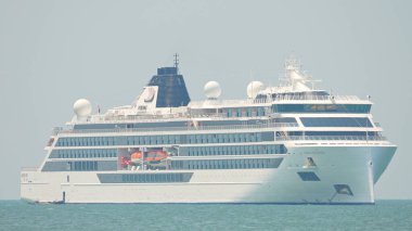 Viking Octantis, Kutup tarafından inşa edilmiş bir keşif gemisi. Gemi seyahatleri sırasında bilimsel araştırmalar yapar: Point Peele, Leamington, Ontario, Kanada - 23 Haziran 2023.