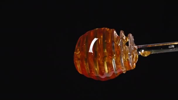 Close Honig Fließt Auf Kunststoff Honig Stick Kunststoff Recycling Hochwertiges — Stockvideo