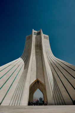 Tahran, İran 'daki Azadi Kulesi, Özgürlük Kulesi ya da Özgürlük Kulesi.