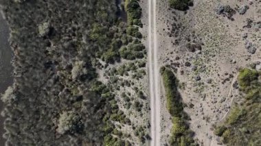 Bursa 'nın Karasal İpliği: Uçsuz bucaksız Mavi Alanın Altındaki Uçsuz bucaksız Topraksız Topraklar ve Dalgalı Topografiler.