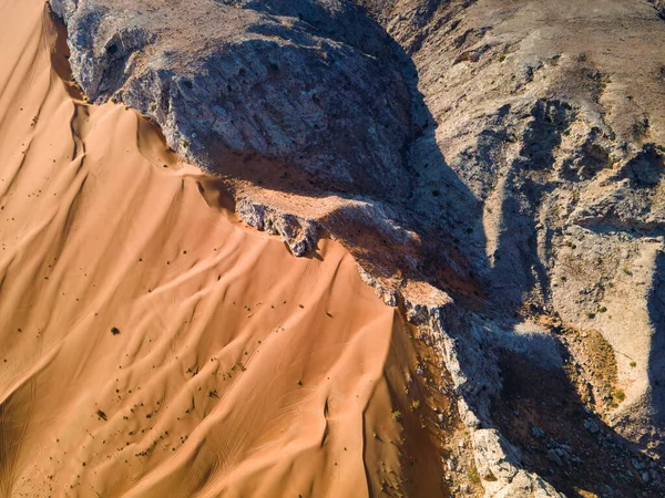 Живописная Скала Фал Пустыне Шарджа Объединенных Арабских Эмиратах Песок Встречает — стоковое фото