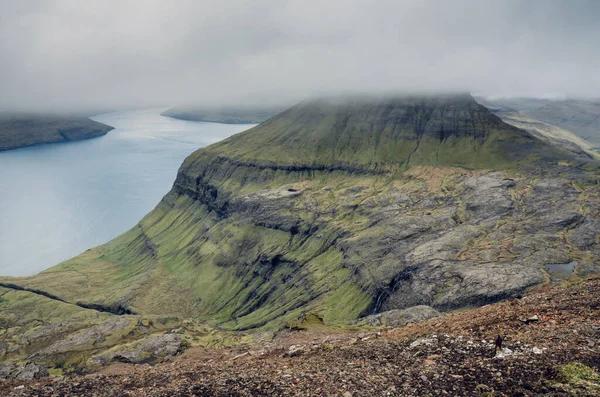 Stimmungsvolle Luftaufnahme Vom Sornfelli Gebirge Auf Den Färöern Zur Insel — Stockfoto
