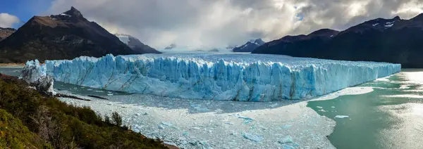 Imagen Panorámica Del Glaciar Perito Moreno Parque Nacional Los Glaciares —  Fotos de Stock