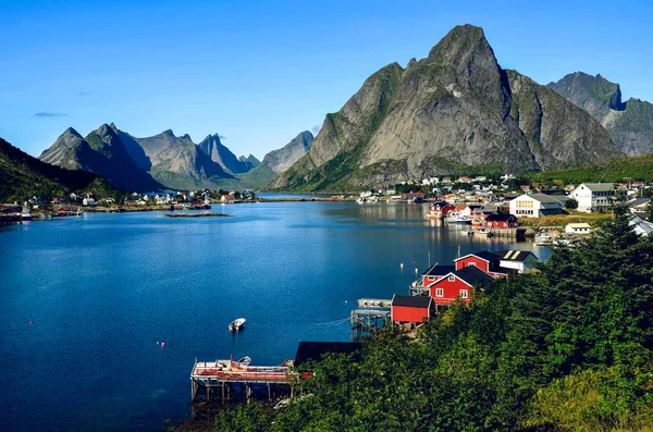 Reine Stadt Auf Den Lofoten Norwegen Skandinavien Europa Schönen Sommertag — Stockfoto