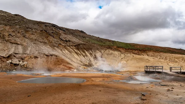 Seltun Jeotermal Alanı Reykjanes Yarımadasındaki Krysuvik Bölgesinde — Stok fotoğraf