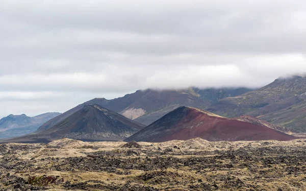 Конусы Шлама Возле Озера Сельваллаватн Полуострове Снайфельснес Западе Исландии — стоковое фото