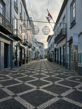 Ponta Delgada şehir merkezi, Azores takımadasındaki Sao Miguel adasının en büyük şehri.