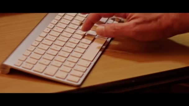 Hand Typing Computer Keyboard Close Video Recording Indoor — 비디오