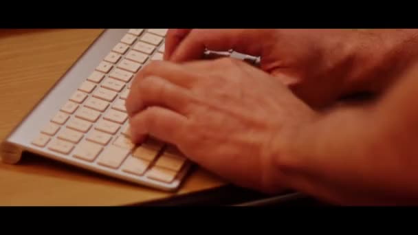 Hand Typing Computer Keyboard Close Video Recording Indoor — Stock videók