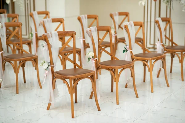 婚椅装饰 活动椅 — 图库照片