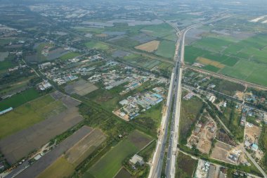 Otoyol manzarası, araba, yol manzarası, ulaşım.