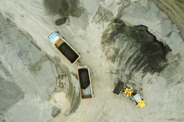 Піскові Навантажувачі Перекидають Каміння Сміттєвози — стокове фото