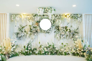 düğün arkaplanı, düğün çiçeği süslemesi, gül duvarı, renkli arka plan, taze gül, bir demet çiçek.