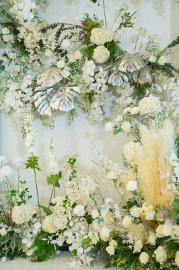 düğün arkaplanı, düğün çiçeği süslemesi, gül duvarı, renkli arka plan, taze gül, bir demet çiçek.