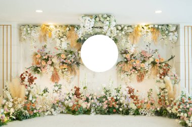 düğün arkaplanı, düğün çiçeği süslemesi, gül duvarı, renkli arka plan, taze gül, bir demet çiçek.