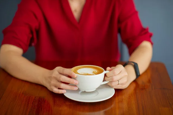 Closeup Hand Drinking Hot Coffee Working Relax Tim —  Fotos de Stock