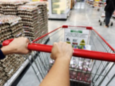 Bulanık süpermarket arka grubuyla