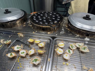 khanom khrok, thai desser