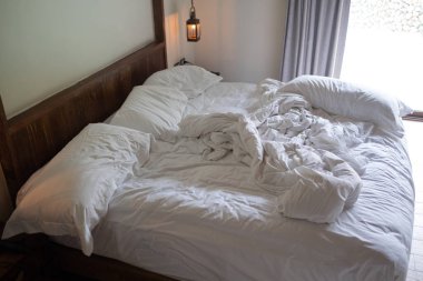 beyaz yatak arka planı, uykudan sonra, kirli