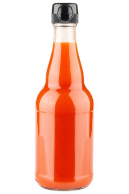 Acı sos. Acı biber sosu şişesi. Barbekü ya da barbekü için sıvı aromalı ketçap. Pişirmek için barbekü sosu. Cam şişe domates ezmesi. Kırmızı acı Cayenne biberi, Carolina Reaper, kırmızı biber. Yemek fotoğrafı. 