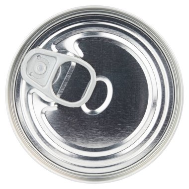 Teneke kutu. Yemek kutusu. Çelik ve teneke kutular. Konserve yiyecekler. Metal konteynır. Kutuyu muhafaza etmek. Korunmuş ürün. Yoğunlaştırılmış süt, çorba, balık, içecek. Yiyecek deposu. İzole edilmiş arkaplanda nesne