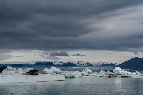 Ijsland Een Smeltende Gletsjer Drijft Oceaan — Stockfoto