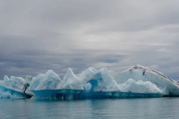 Iceland Melting Glacier Floats Ocean — Stock Photo, Image