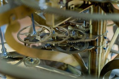 Mekanizma. Mekanik saatin dişlileri. Yakın plan..