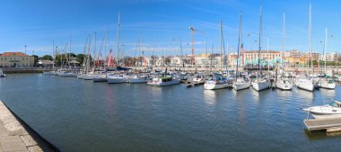 Doca do Bom Sucesso, Belem, Lizbon, Portekiz, 18 Şubat 2024, panoramik manzara